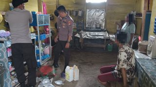 IRT Penjual Minuman Keras (Cap Tikus) Ditangkap Polisi