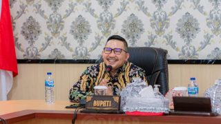 Guna Meningkatkan Kesejahteraan Masyarakat, “Bupati Banggai H. Amirudin” Desak Seluruh Camat Di 24 Kecamatan, Segera Merealisasikan Penggunaan Anggaran Sebesar 5 Miliar.