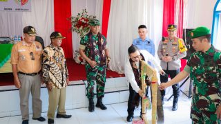 Bupati Banggai Ir. H. Amirudin Tamoreka Apresiasi Keberadaan Kampung Pancasila  